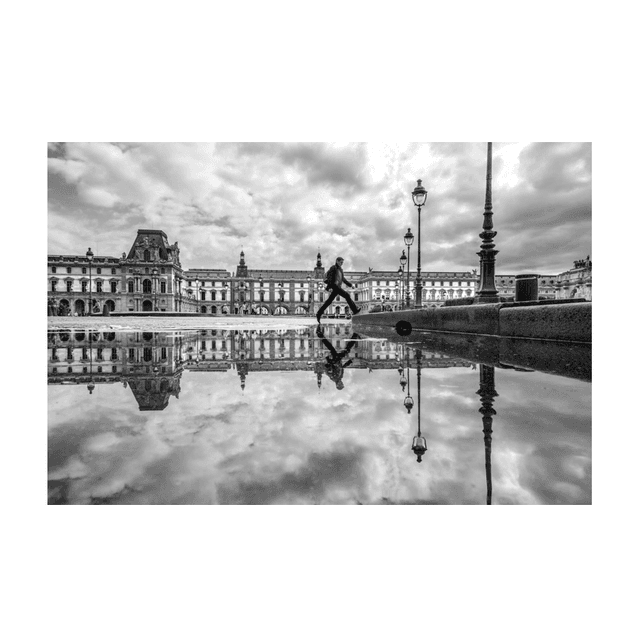 Le pas du Louvre
